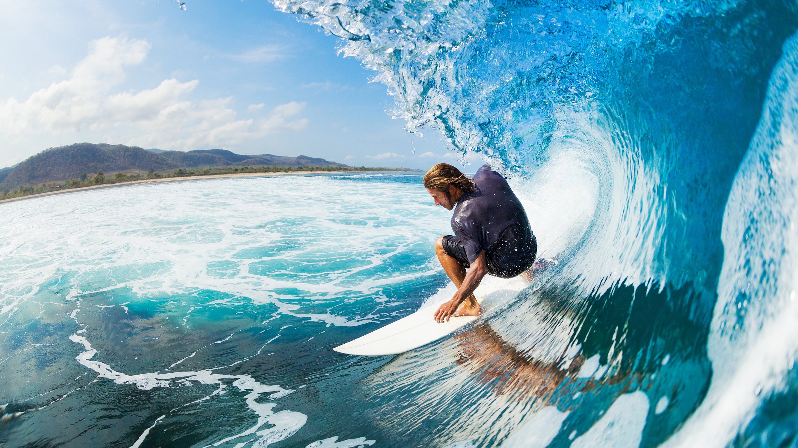 防守体系健全，球队失球数逐渐减少，篮球防守失位的意思