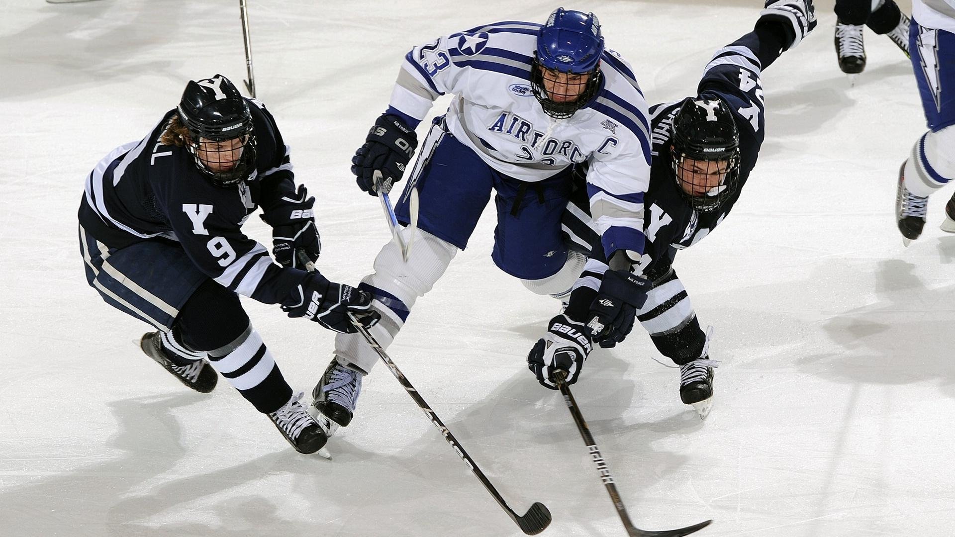 德甲火线对决：攻势猛烈防守坚韧